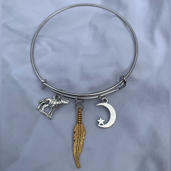 Brand New! Handmade! Adjustable Charm Bangle Bracelet! - Picture 2 of 3